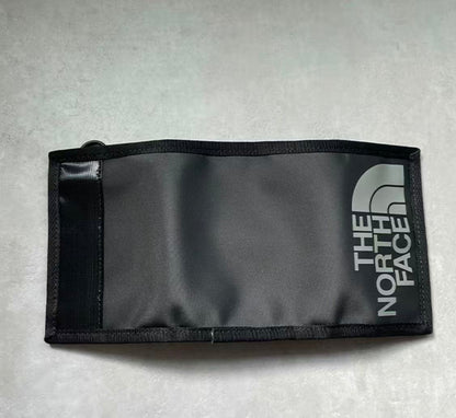 🌟售完即止🌟韓國直送TNF BASE CAMP WALLET - HLY &amp; CHOCCICO
