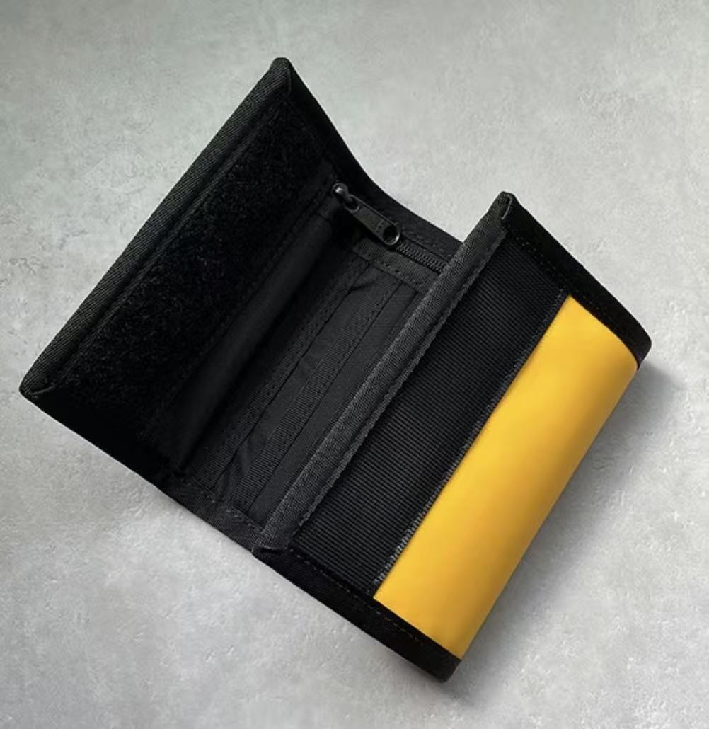 🌟售完即止🌟韓國直送TNF BASE CAMP WALLET - HLY &amp; CHOCCICO