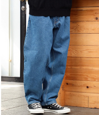 BMS Loose and Simple Denim jeans