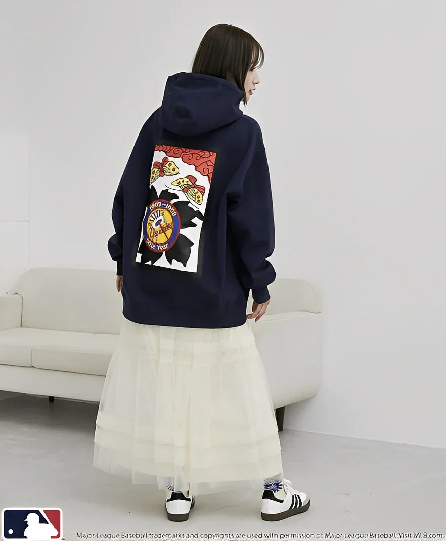 日本直送 MLB 別注Hanafuda Back Print Hoodie - HLY &amp; CHOCCICO