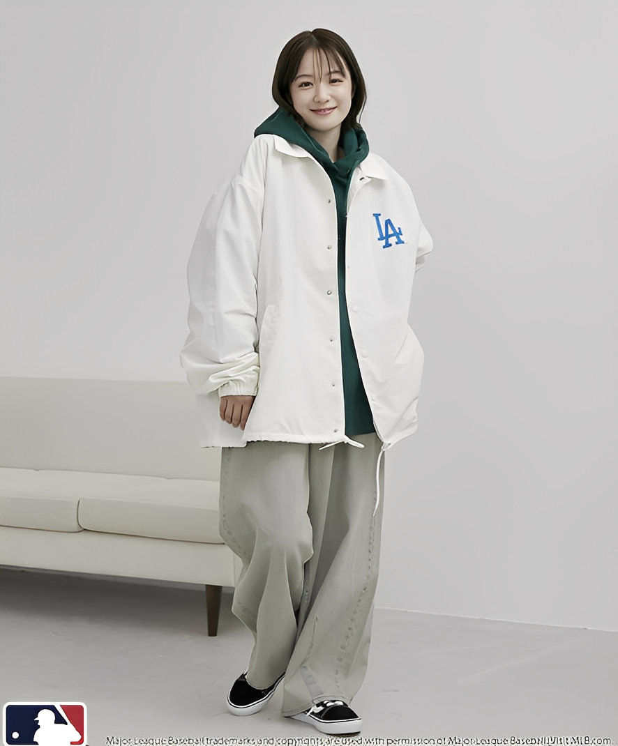 日本直送 MLB 別注Hanafuda Back Print Coach Jacket - HLY &amp; CHOCCICO