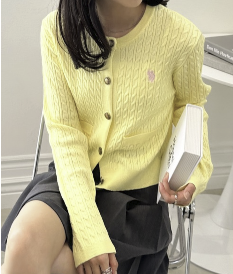 日本直送26SS U.S.POLO ASSN. Gold Button Embroidered Cable Knitted Cardigan