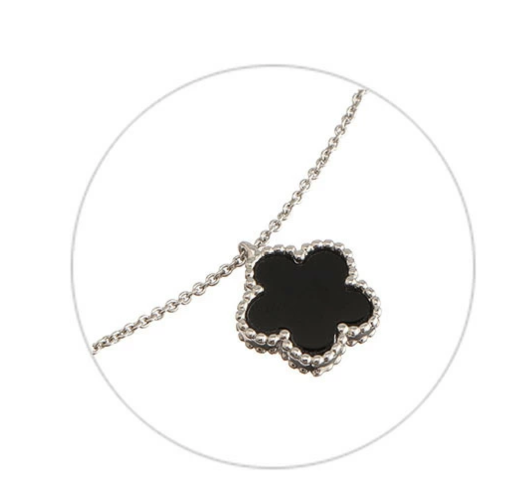日本直送MARY QUANT Classic Flower Earrings / Necklace