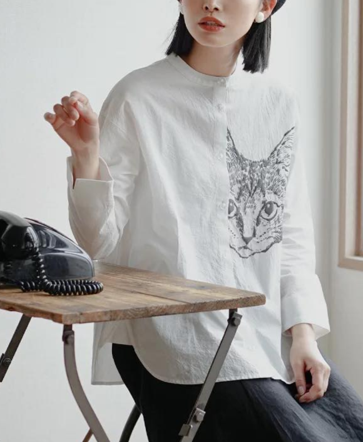日本直送 Cat Face Embroidery Style Printed Shirt