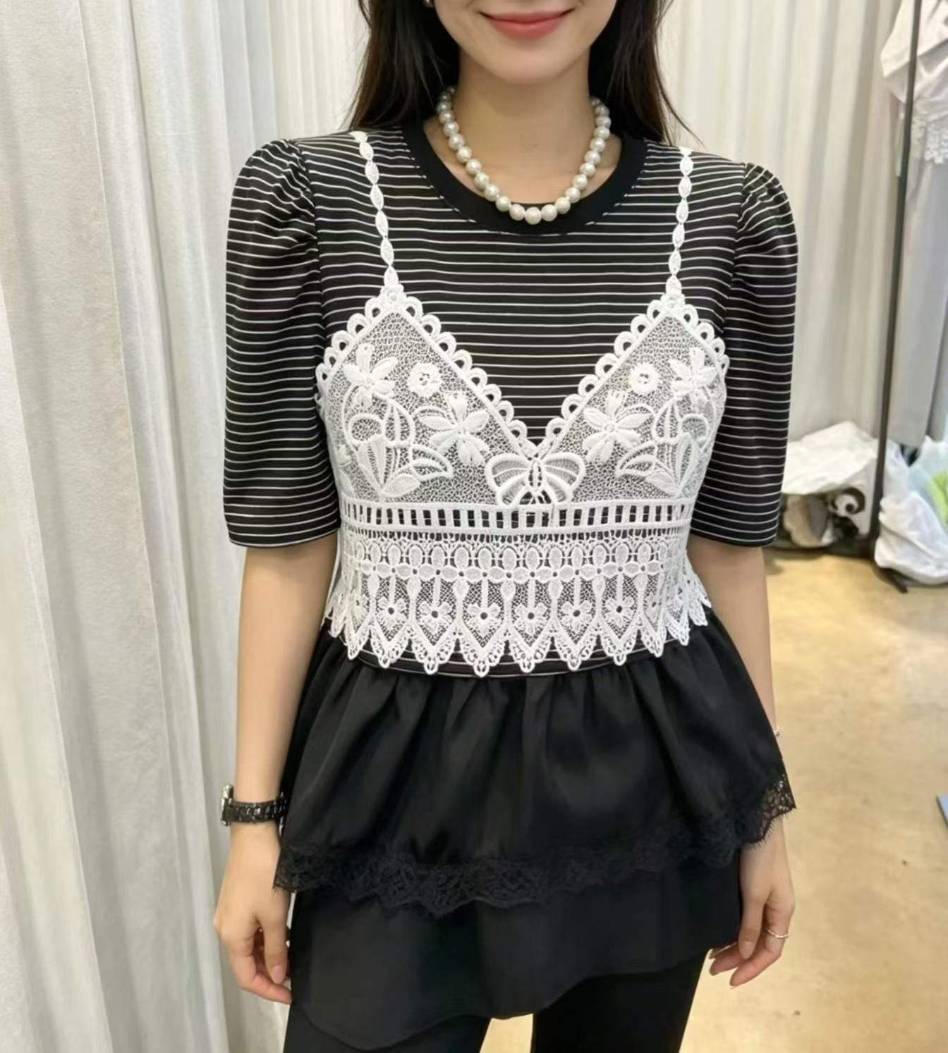 韓國直送Lace Camisole Illusion Striped Top