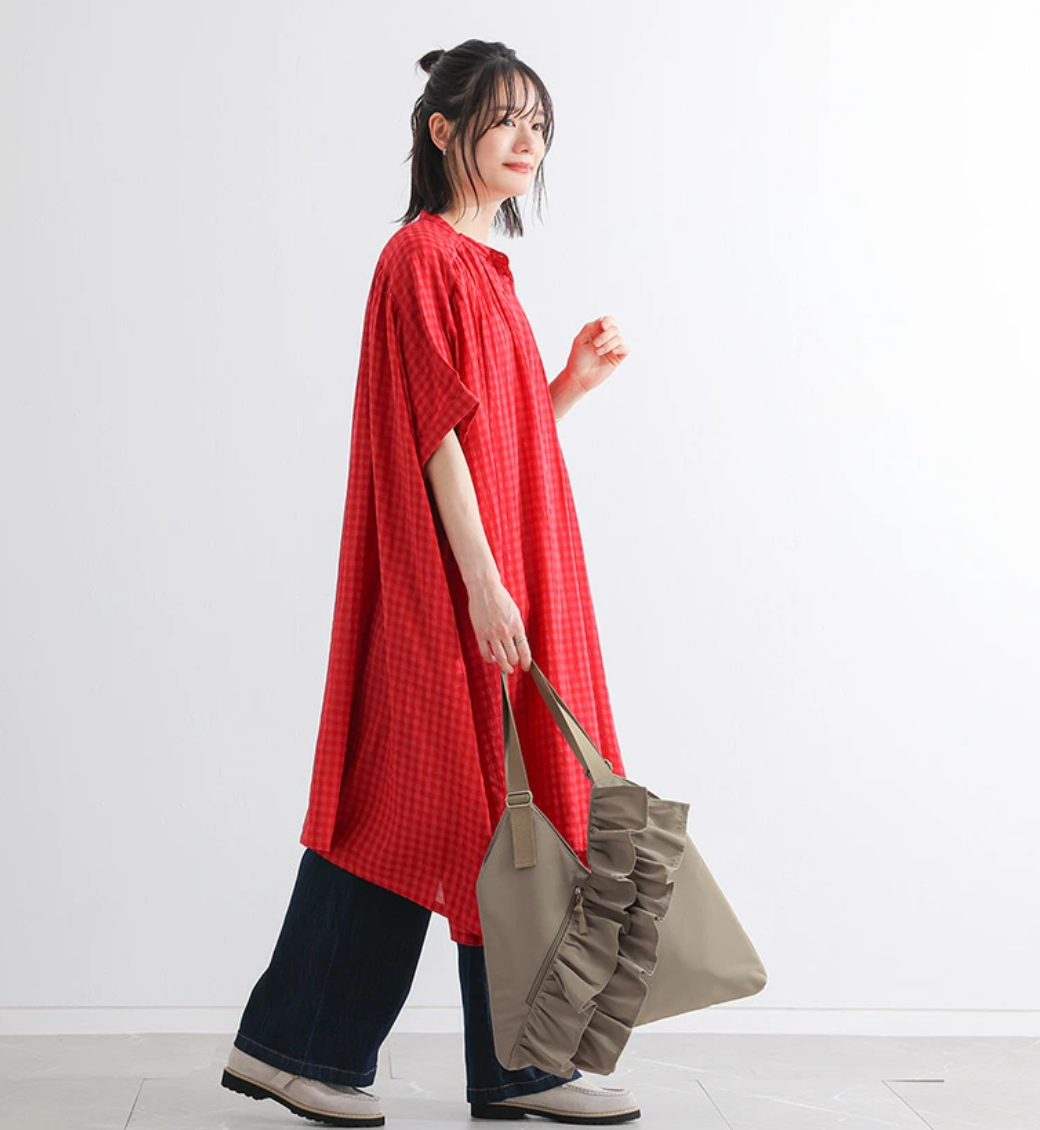 🌟Limited stock, available while supplies last🌟Direct from Japan: Fill -trimmed V -cut tote bag