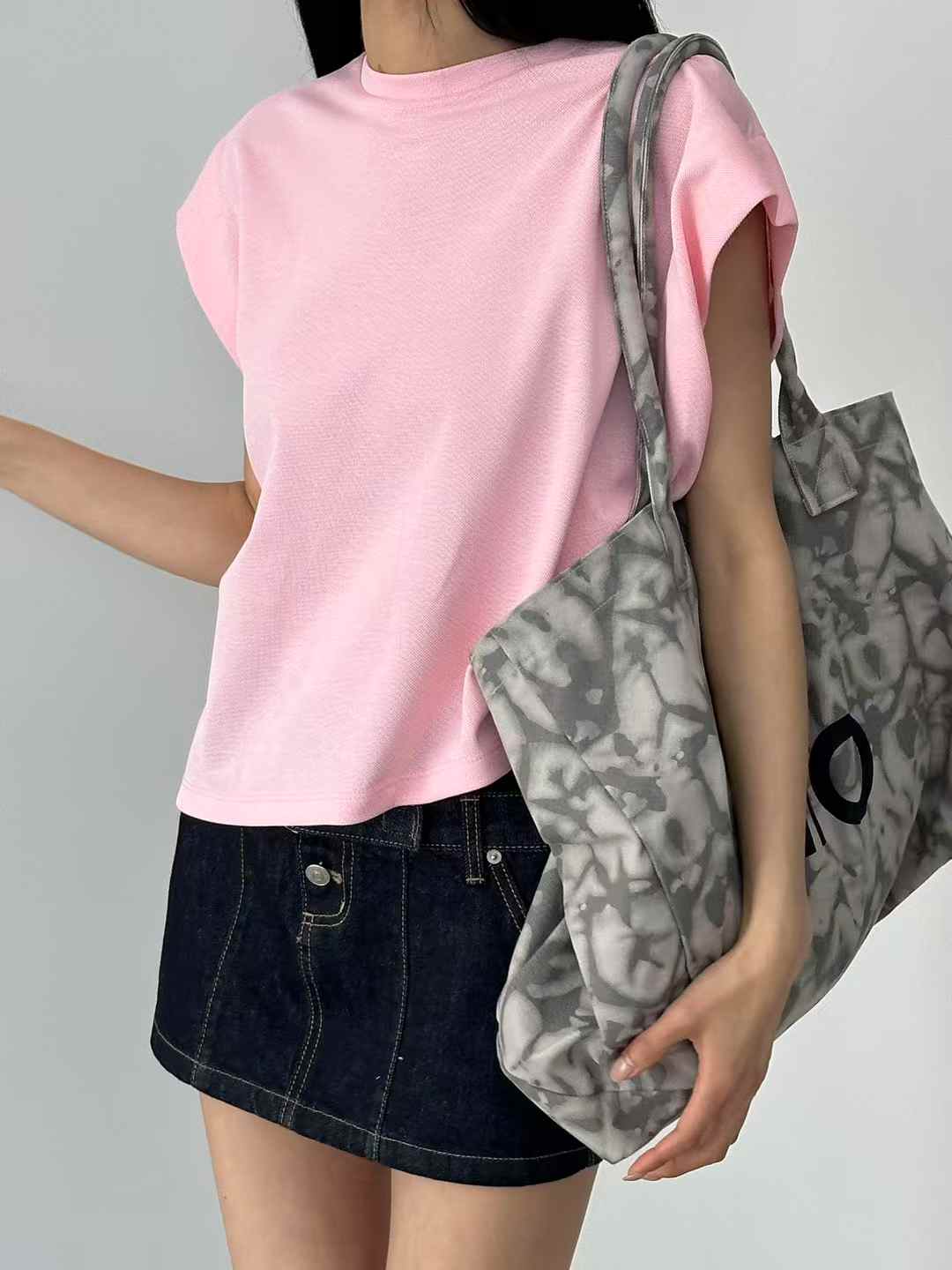 韓國直送Padded-Look Boxy Muscle Tee
