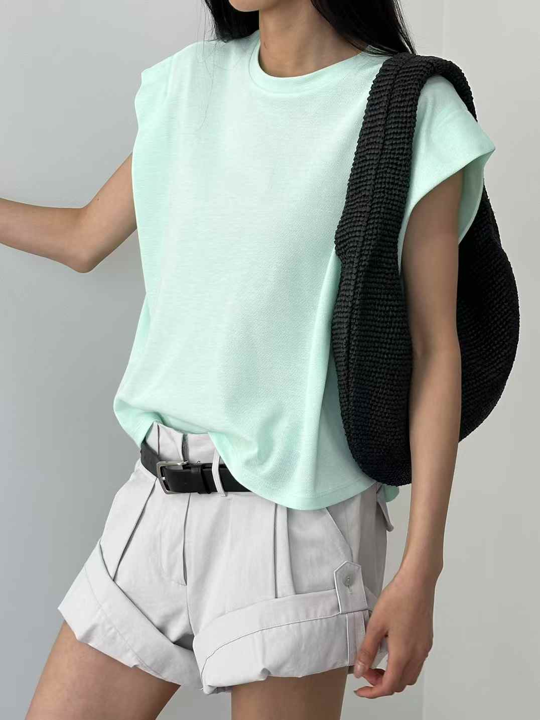 韓國直送Padded-Look Boxy Muscle Tee