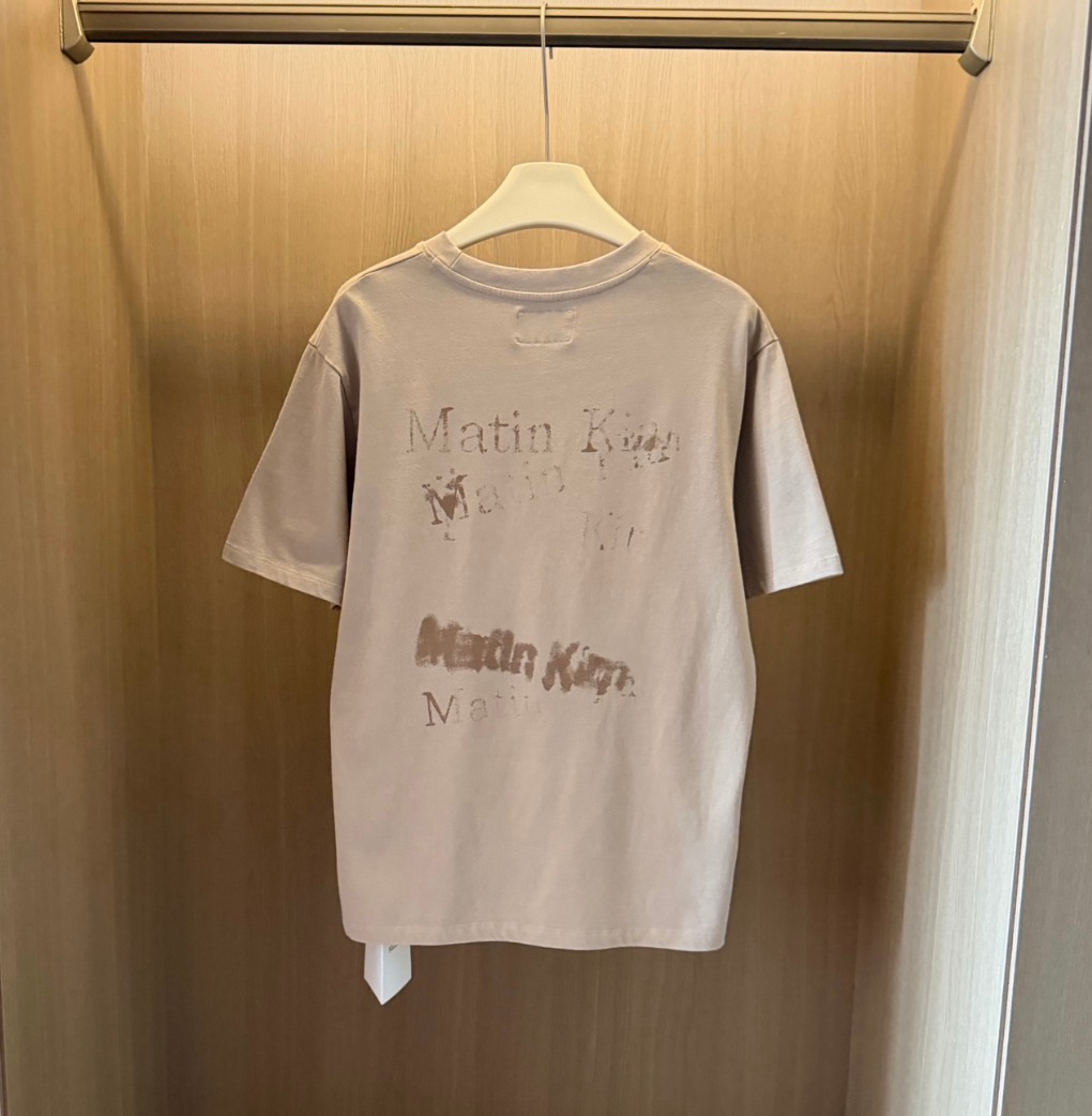 Matin Kim Pigment Graffiti Logo Tee