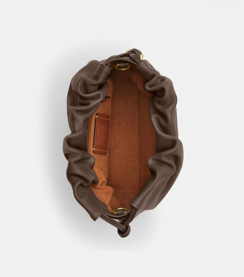 日本直送Coach Faye Drawstring Bag
