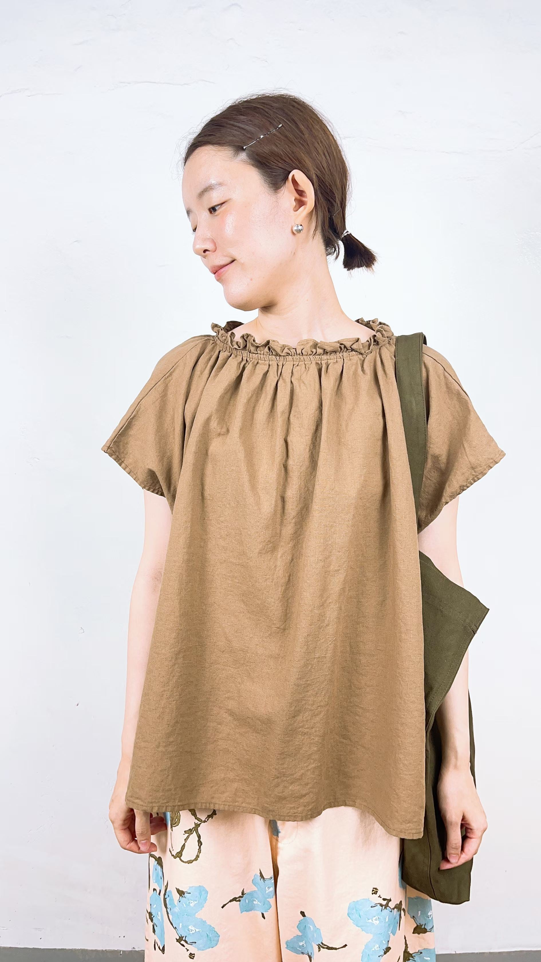 韓國直送Breeze Dual-Way Gathered Blouse Top / Pants