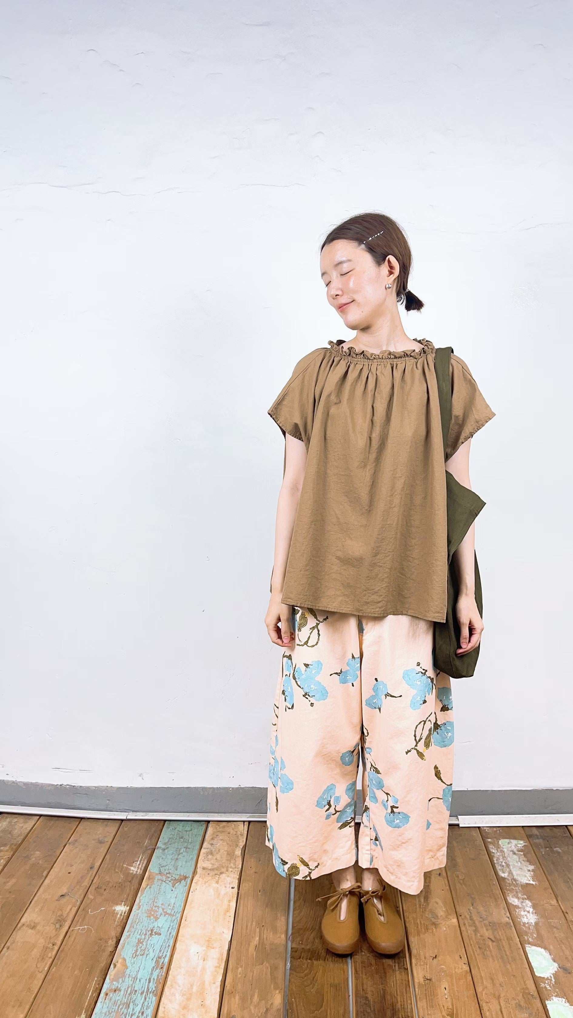 韓國直送Breeze Dual-Way Gathered Blouse Top / Pants