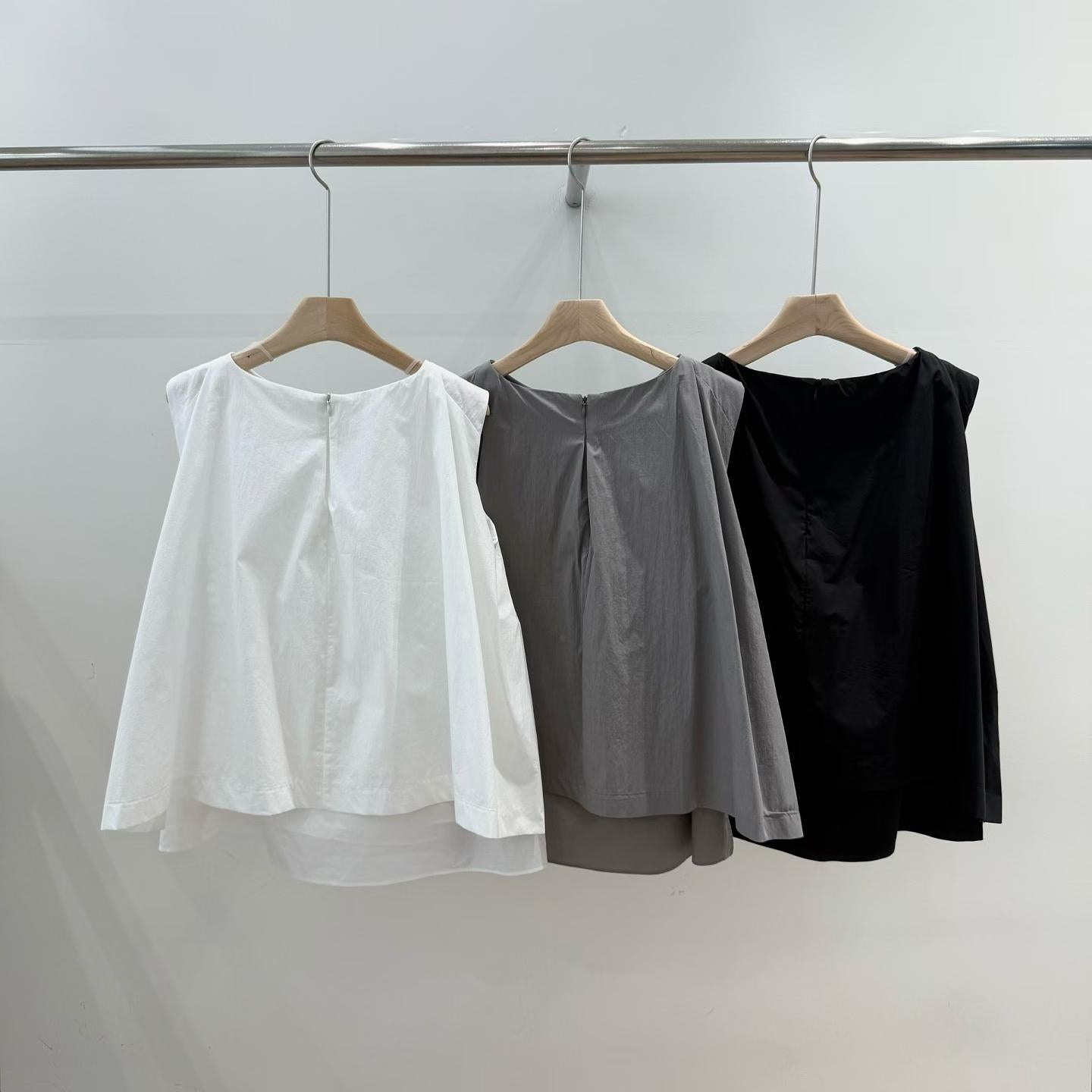 韓國直送Minimalist Layered Sleeveless Top / Skirt
