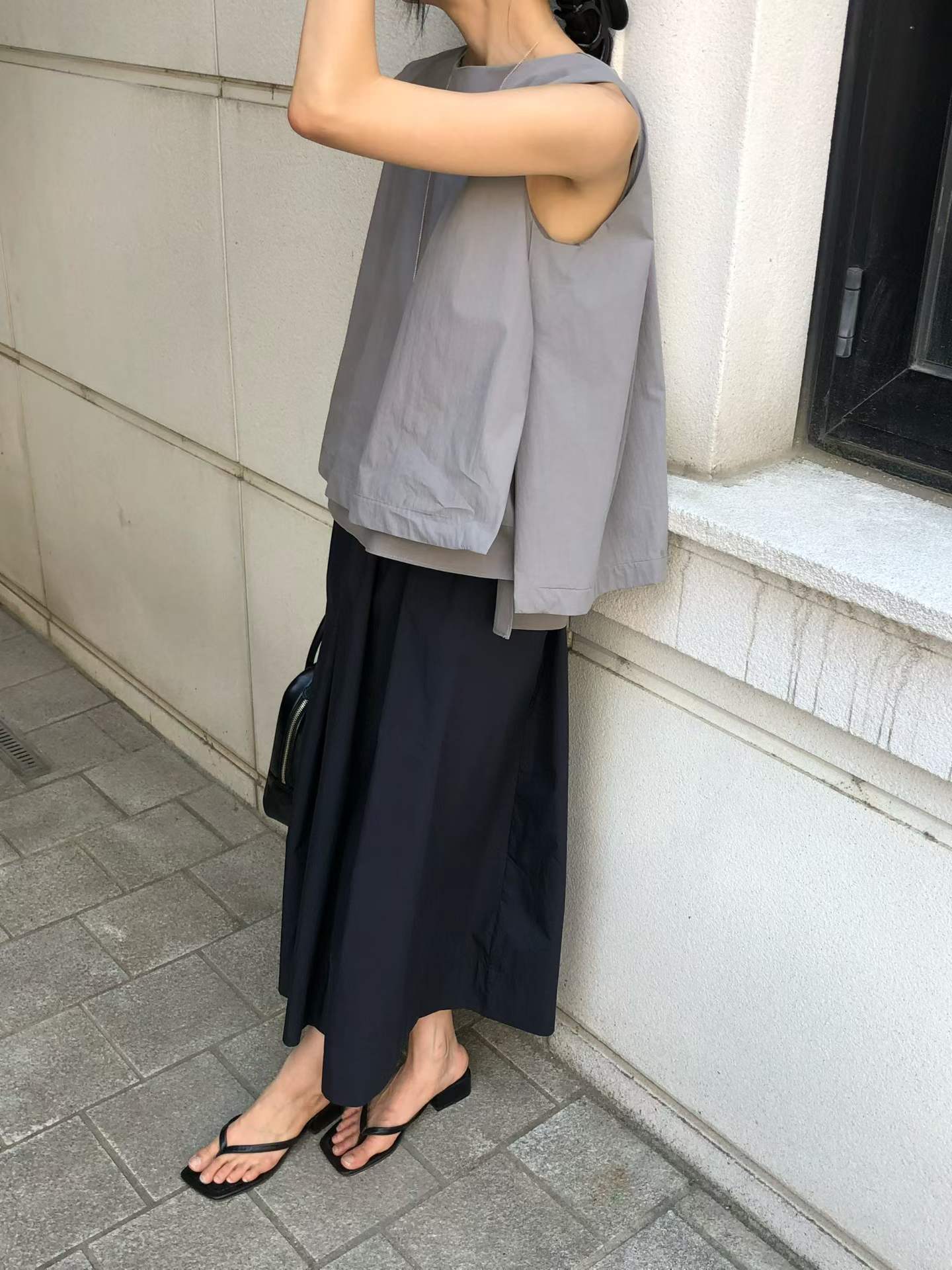 韓國直送Minimalist Layered Sleeveless Top / Skirt