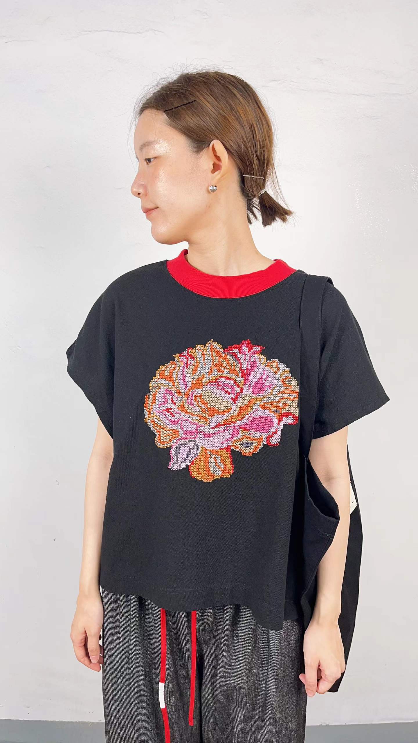 韓國直送Pixel Bloom Tee