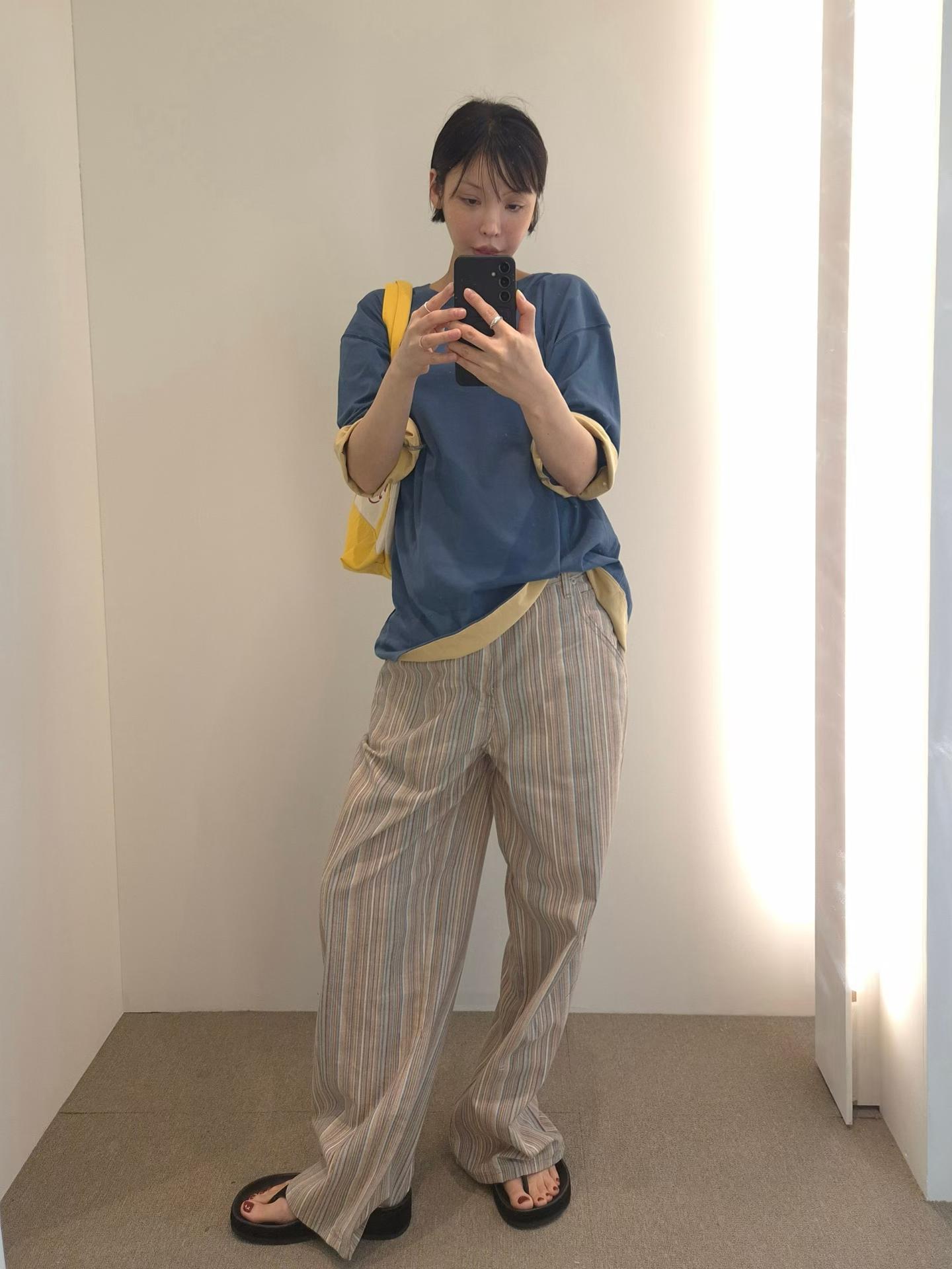 韓國直送Accent Sleeve Loose Fit Tee