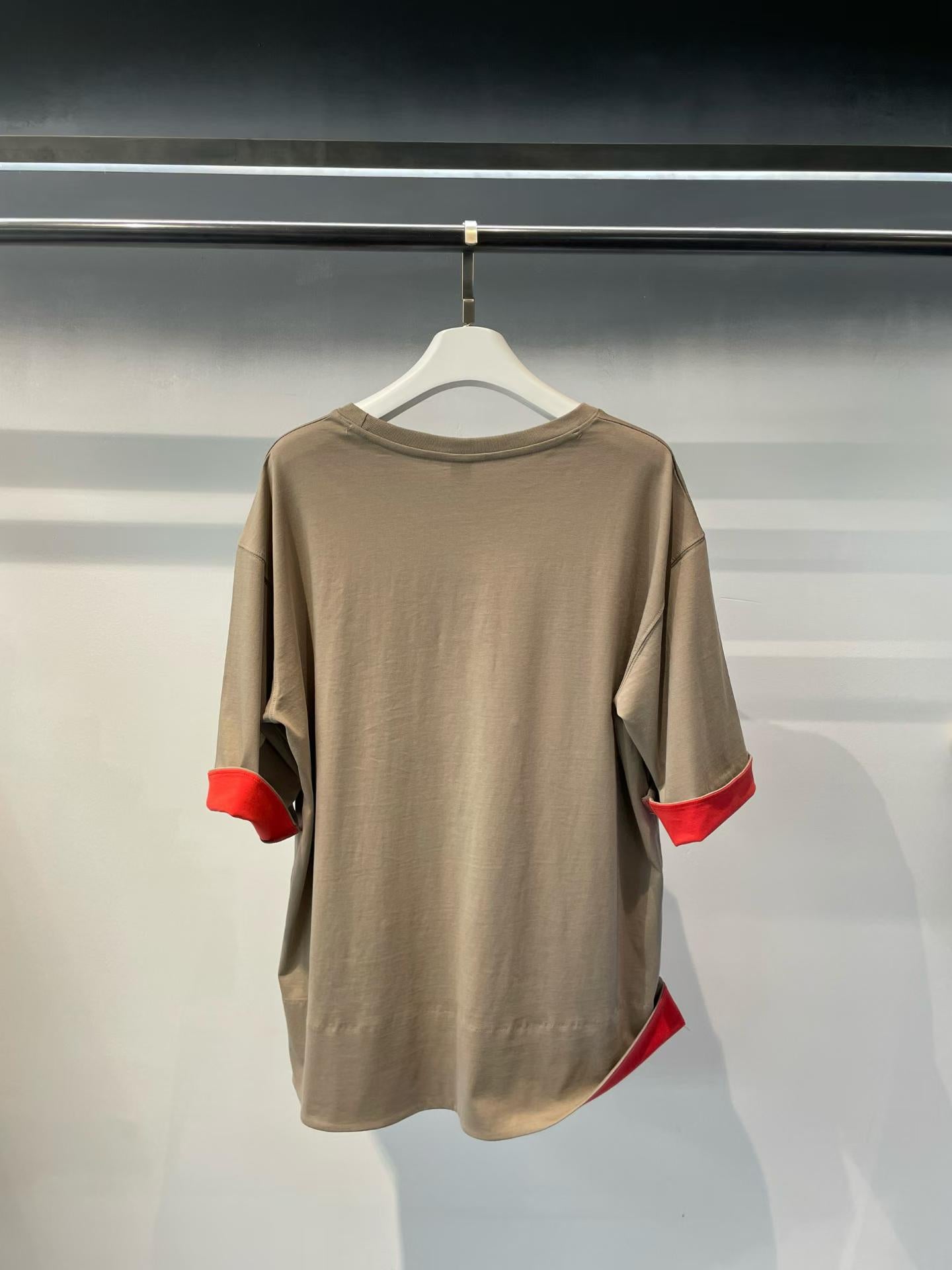 韓國直送Accent Sleeve Loose Fit Tee