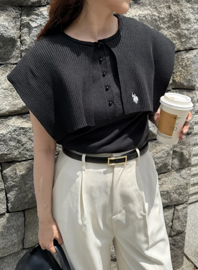 🌟While stocks last🌟Direct from Japan US POLO ASSN Layered Big Collar Knit ❤️‍🔥Order deadline July 8th 22:30 ❤️‍🔥