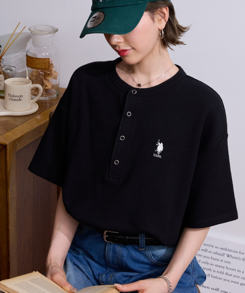 日本直送 U.S. POLO ASSN 別注 Embroidered Waffle Henley Neck Tee
