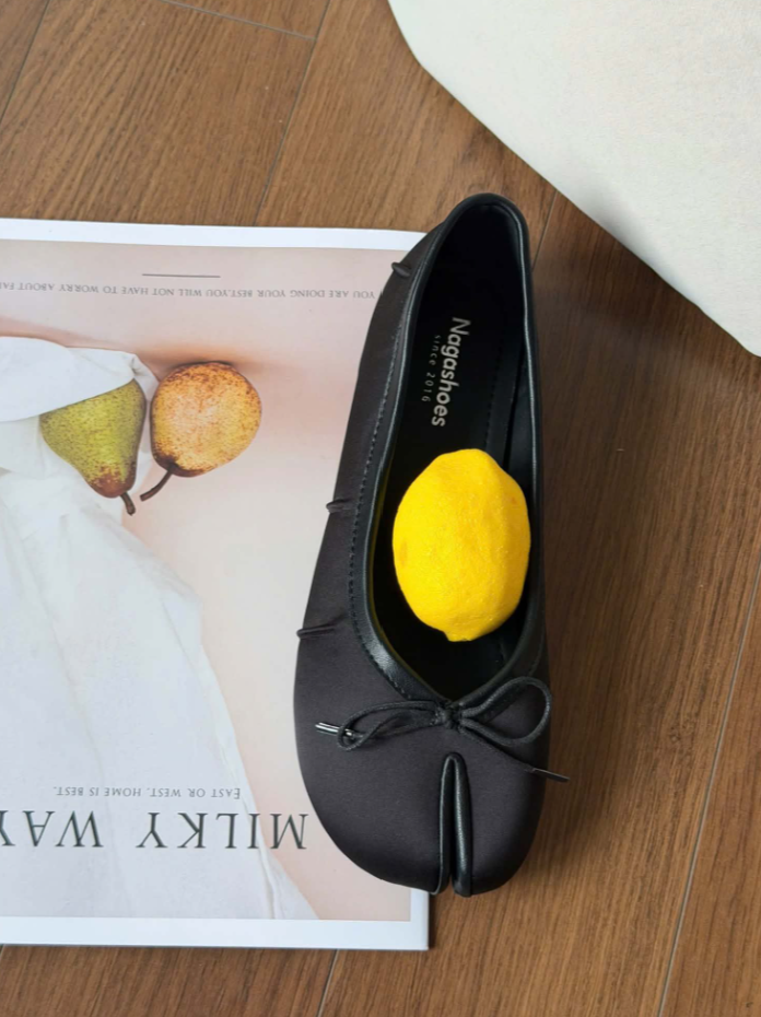 Tabi Style Doll Shoes With Bows