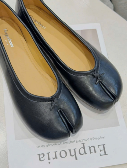 Tabi-style Plain Doll Shoes