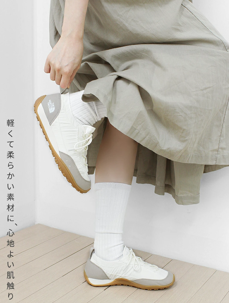 Direct from Korea TNF Clyffe Low Sneakers💖Comes with two sets of shoelaces for changing💖