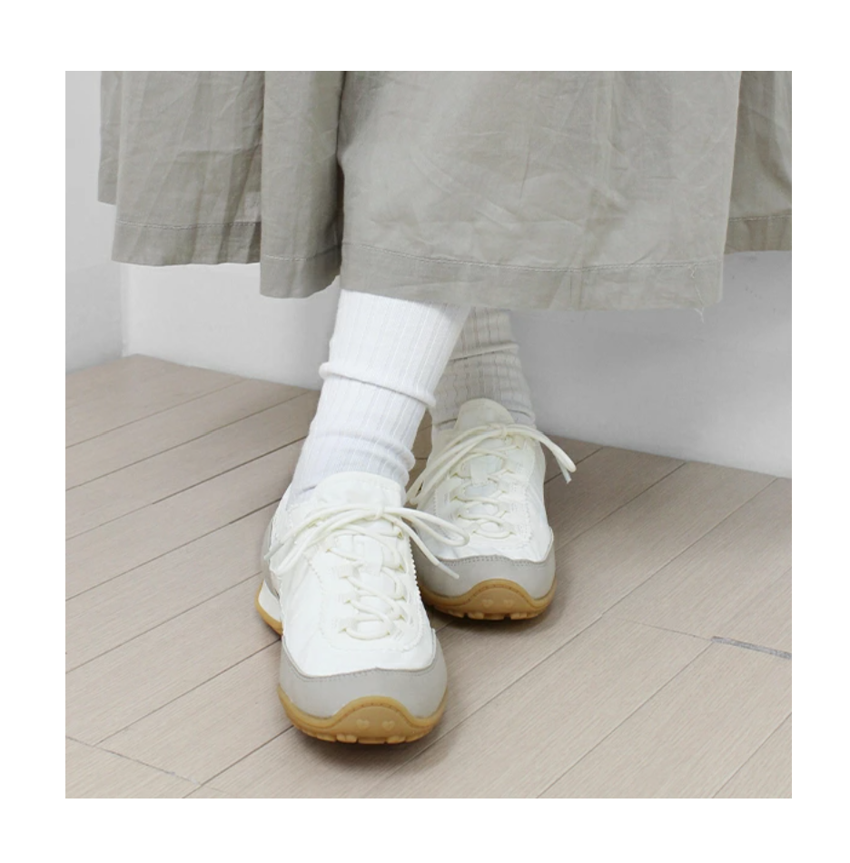 Direct from Korea TNF Clyffe Low Sneakers💖Comes with two sets of shoelaces for changing💖