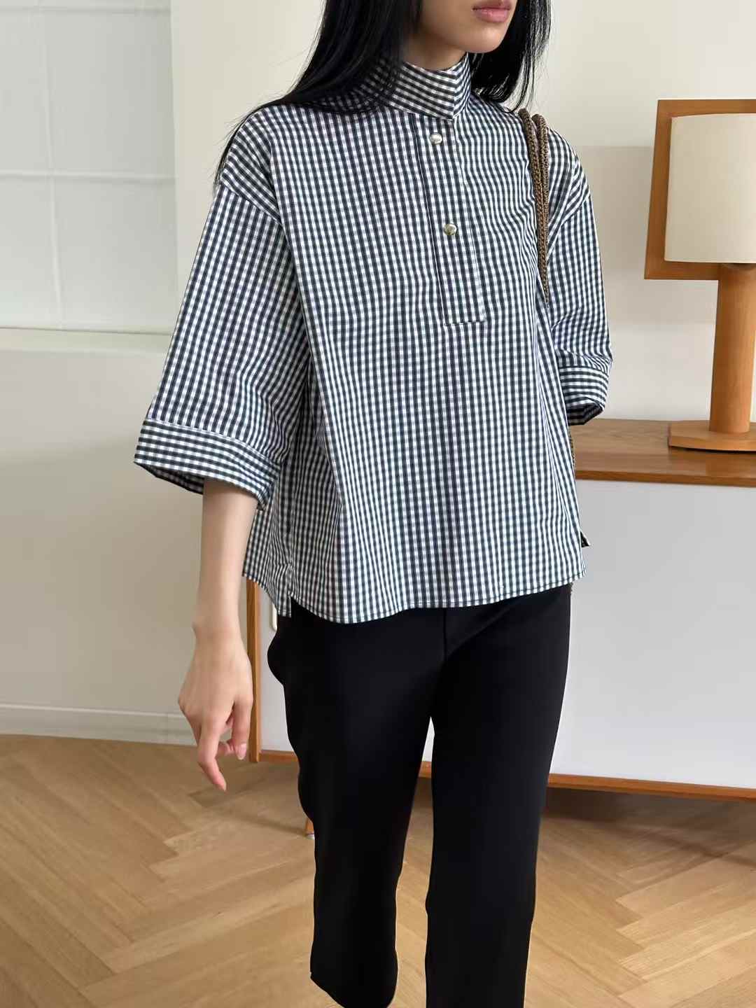 韓國直送Minimalist Checked Smock Shirt
