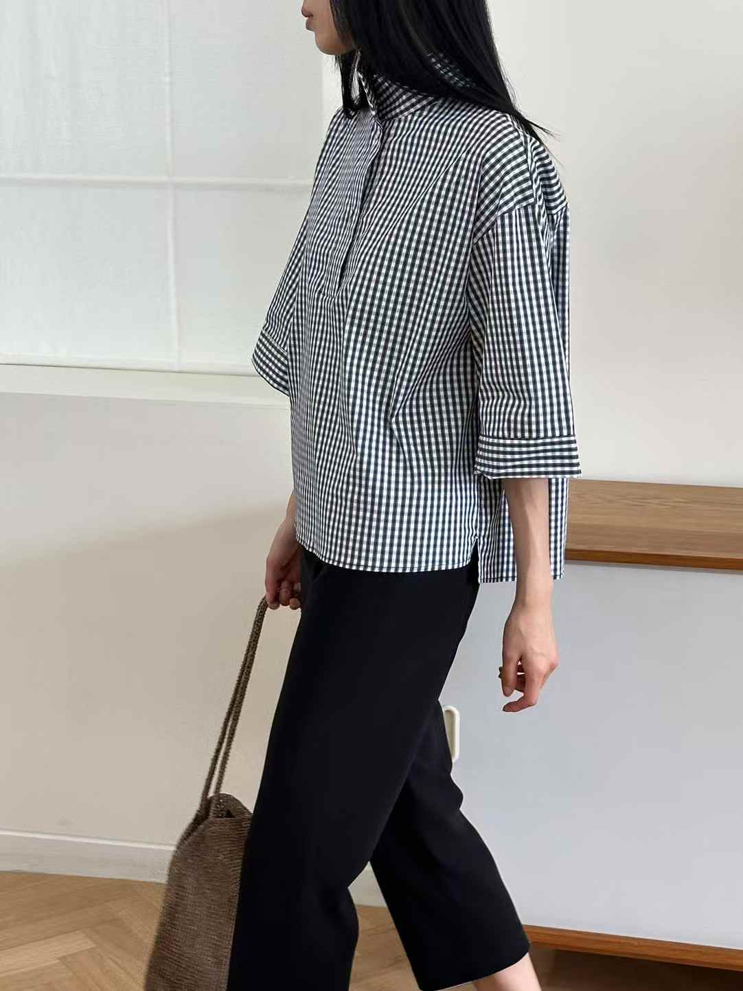 韓國直送Minimalist Checked Smock Shirt