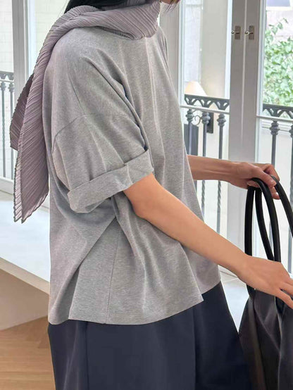 韓國直送Minimalist Drop-Shoulder Loose Tee