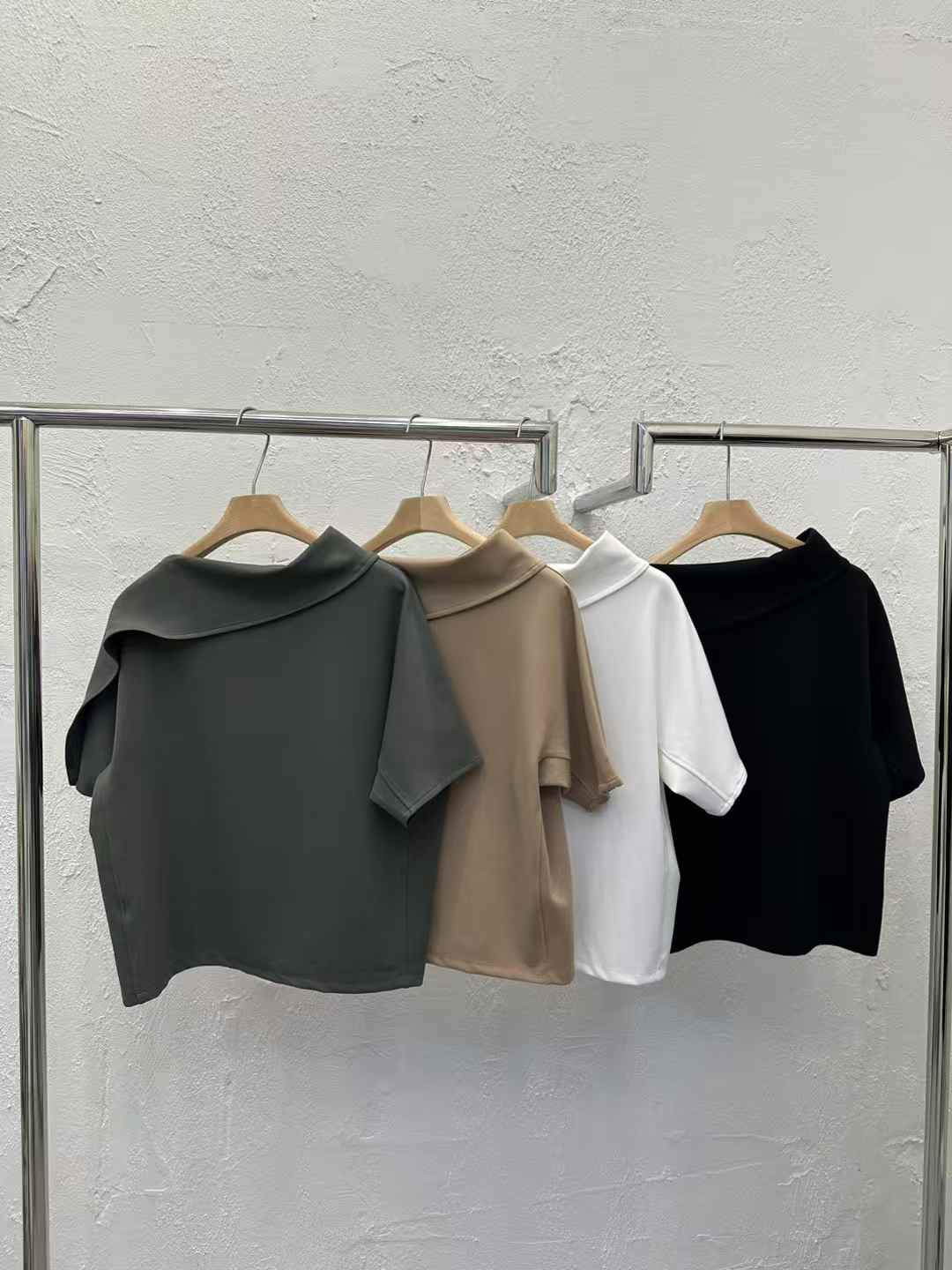 韓國直送Asymmetric Cowl-Neck Batwing Top