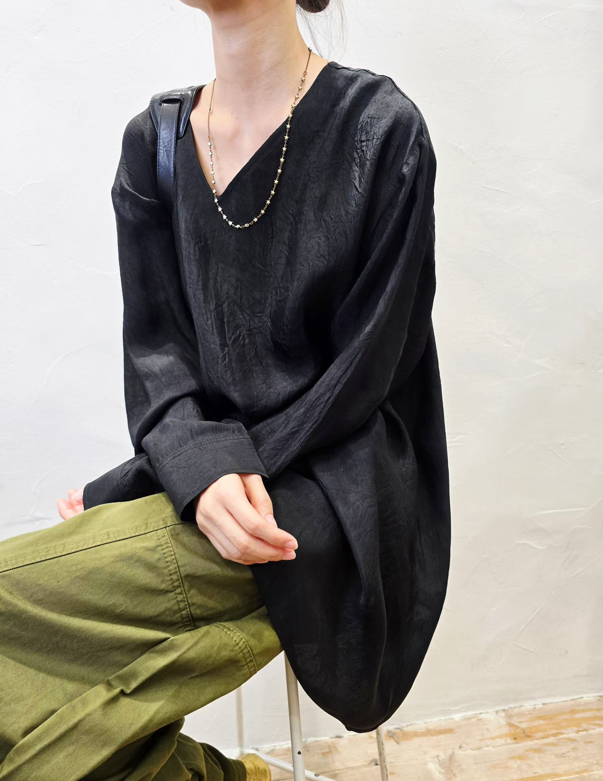 Korean direct delivery Satin Crinkle Top