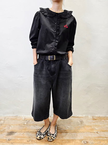 韓國直送Amour Ruffled Peter-Pan Shirt