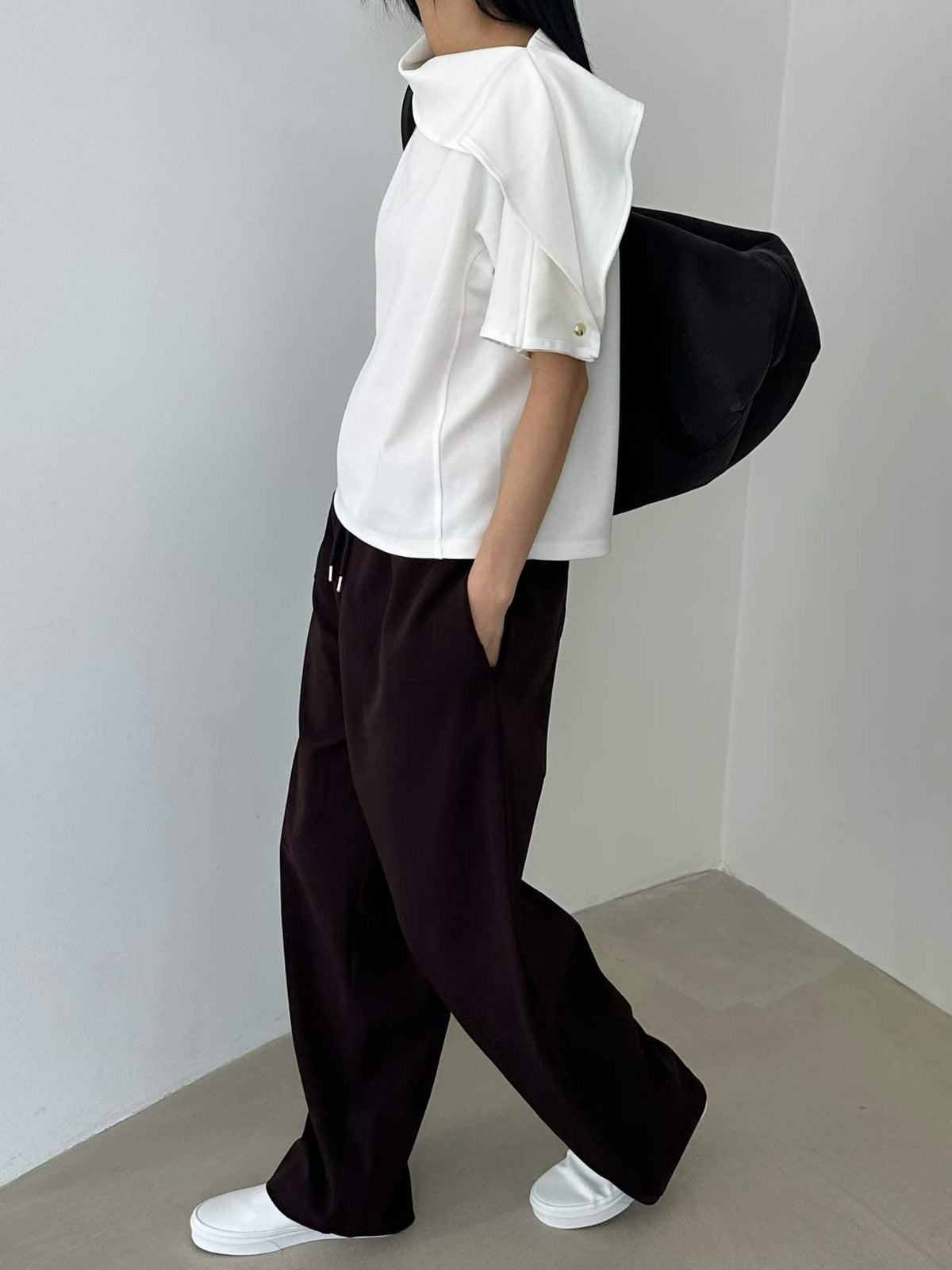 韓國直送Asymmetric Cowl-Neck Batwing Top