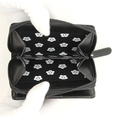 Direct from Japan Mary Quant Daisy Embossed Float Wallet