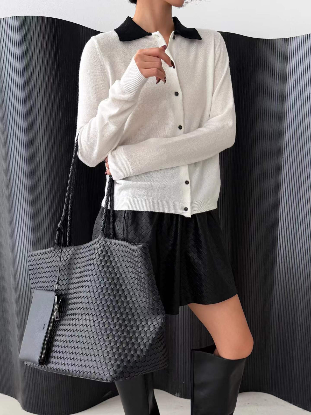 韓國直送Contrast Collar Knit