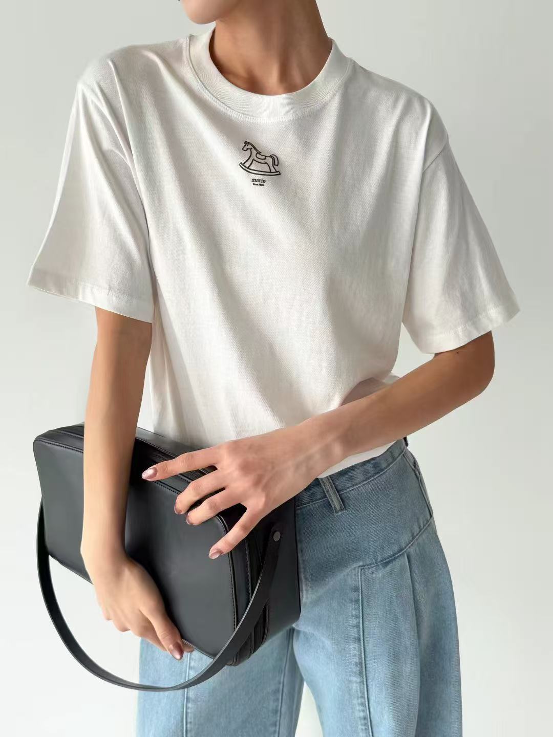 韓國直送Silicone Pony Print Tee