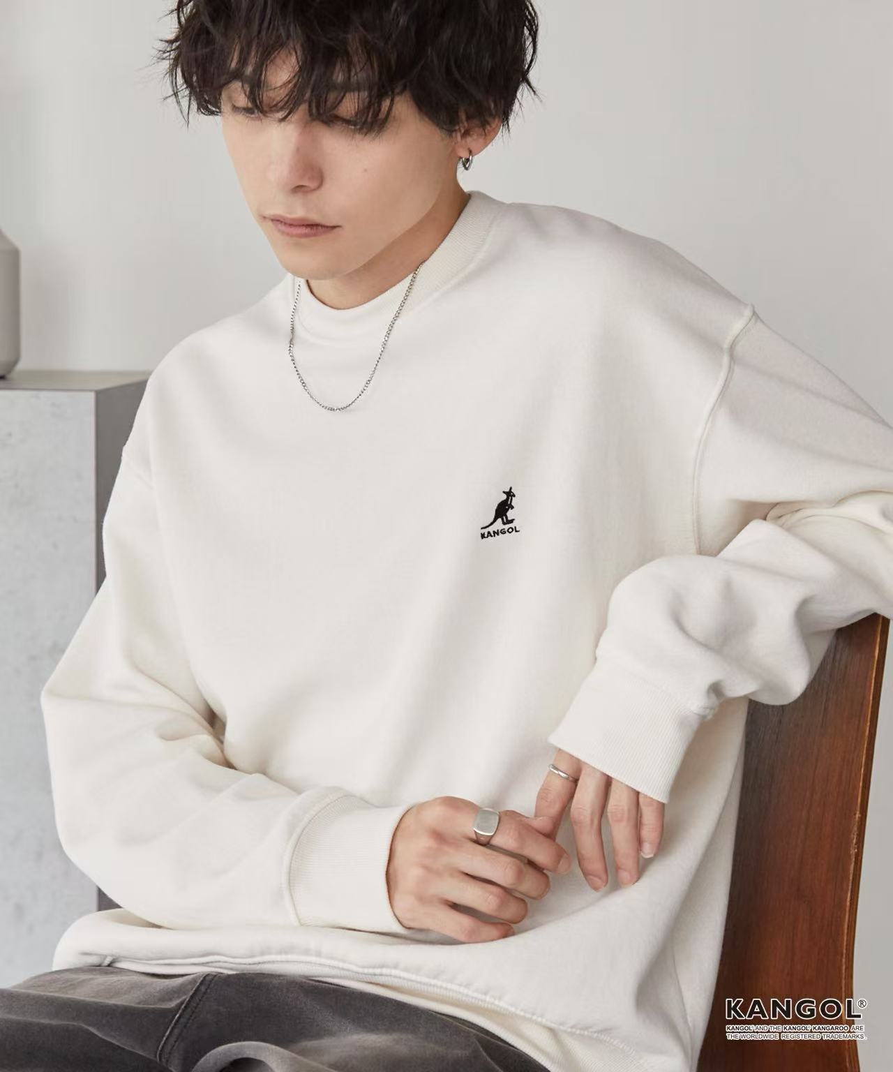 日本直送KANGOL Point Embroidery Oversized Sweat - HLY &amp; CHOCCICO