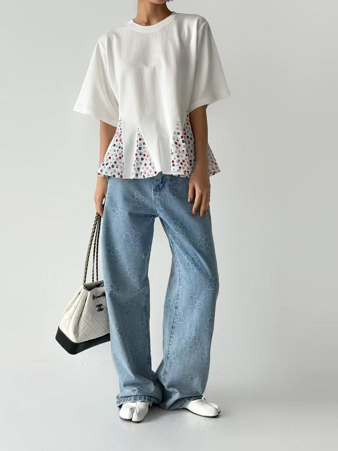 韓國直送Floral Peplum Tee / Jeans - HLY &amp; CHOCCICO
