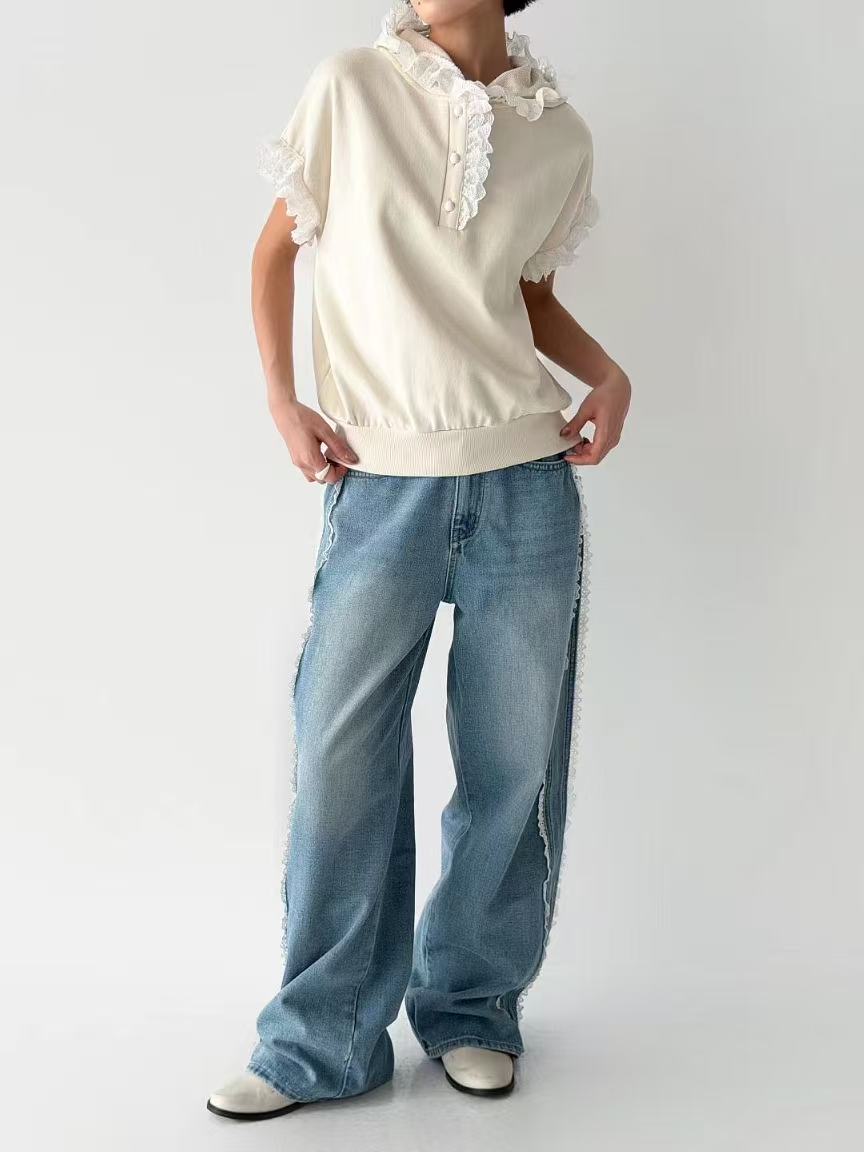 韓國直送Lovely Lace Button Top - HLY &amp; CHOCCICO