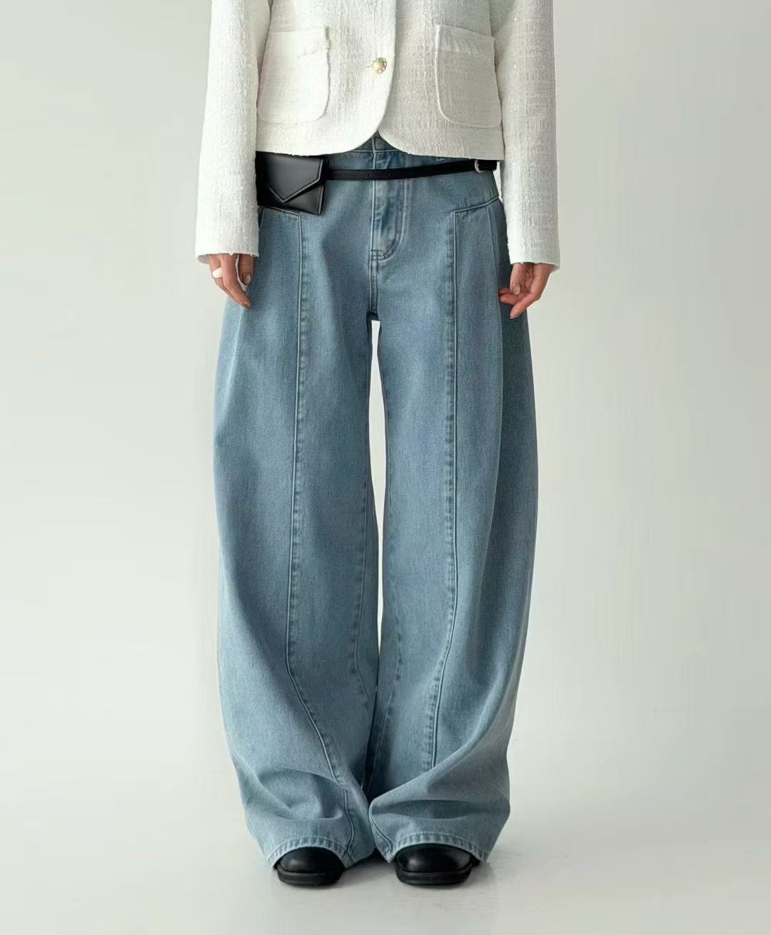 韓國直送High-Waisted Relaxed Jeans - HLY &amp; CHOCCICO