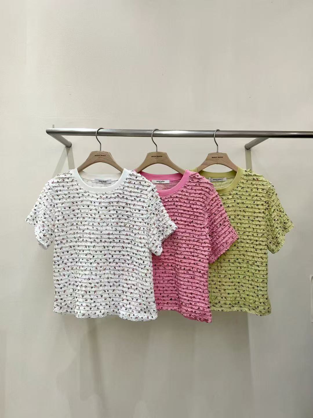 韓國直送Textured Lace Blossom Top