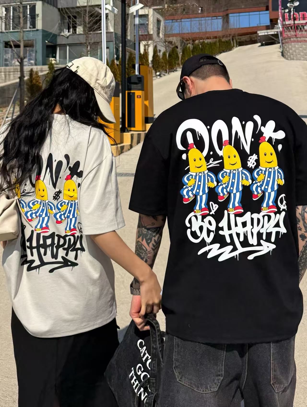 🇰🇷韓國直送🇰🇷 PLUS 82 HIYA Street Banana Graffiti Tee