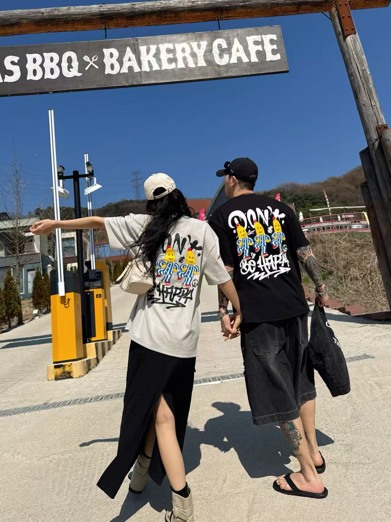 🇰🇷Direct from Korea🇰🇷 PLUS 82 HIYA Street Banana Graffiti Tee