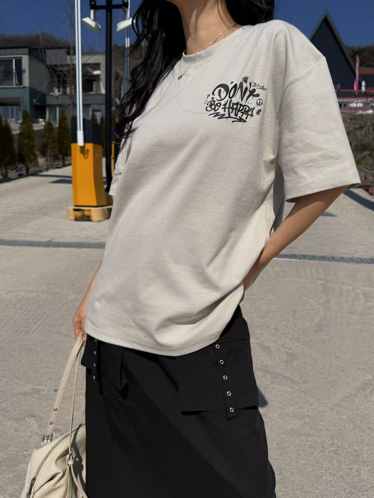 🇰🇷韓國直送🇰🇷 PLUS 82 HIYA Street Banana Graffiti Tee