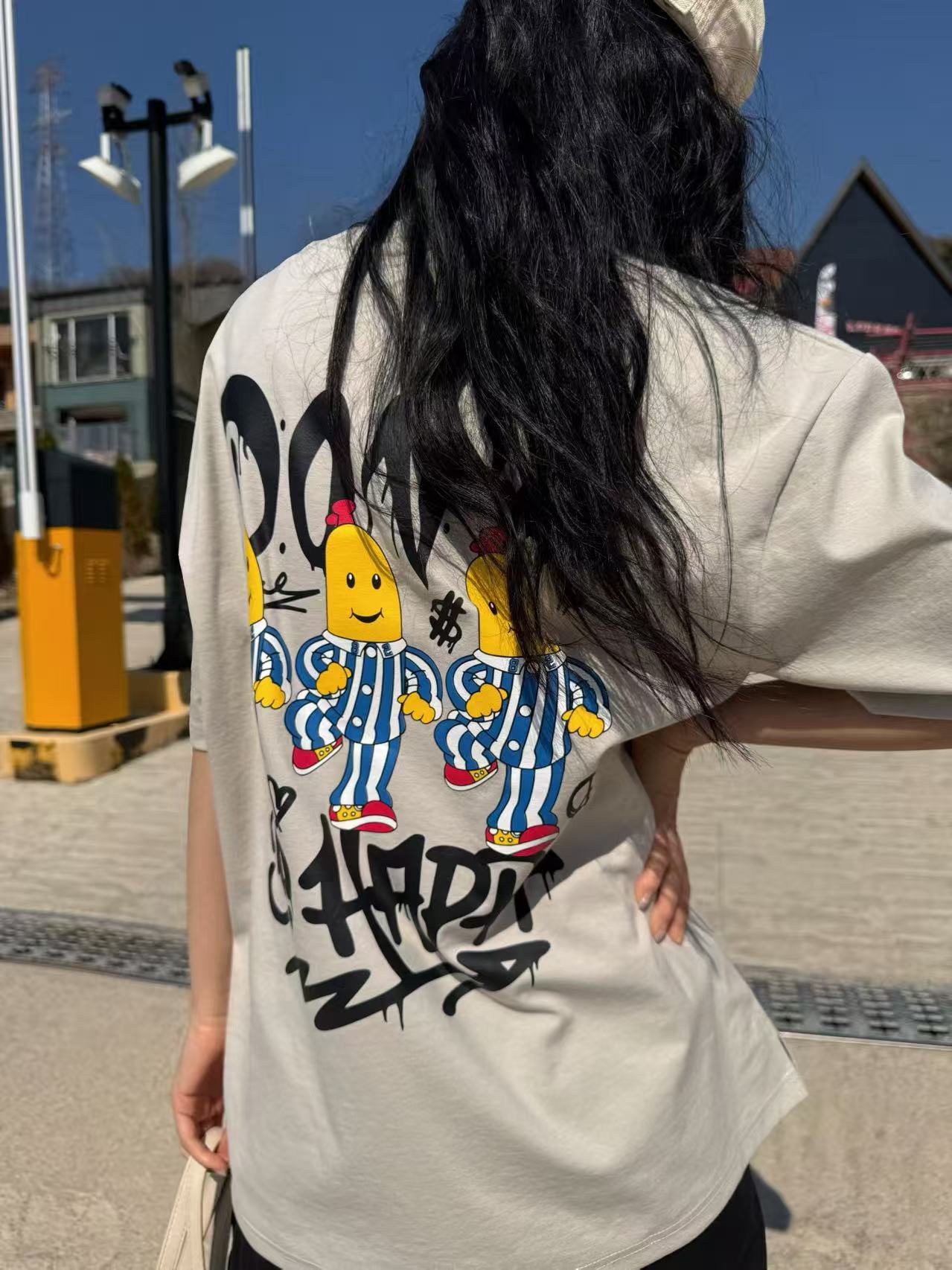🇰🇷Direct from Korea🇰🇷 PLUS 82 HIYA Street Banana Graffiti Tee