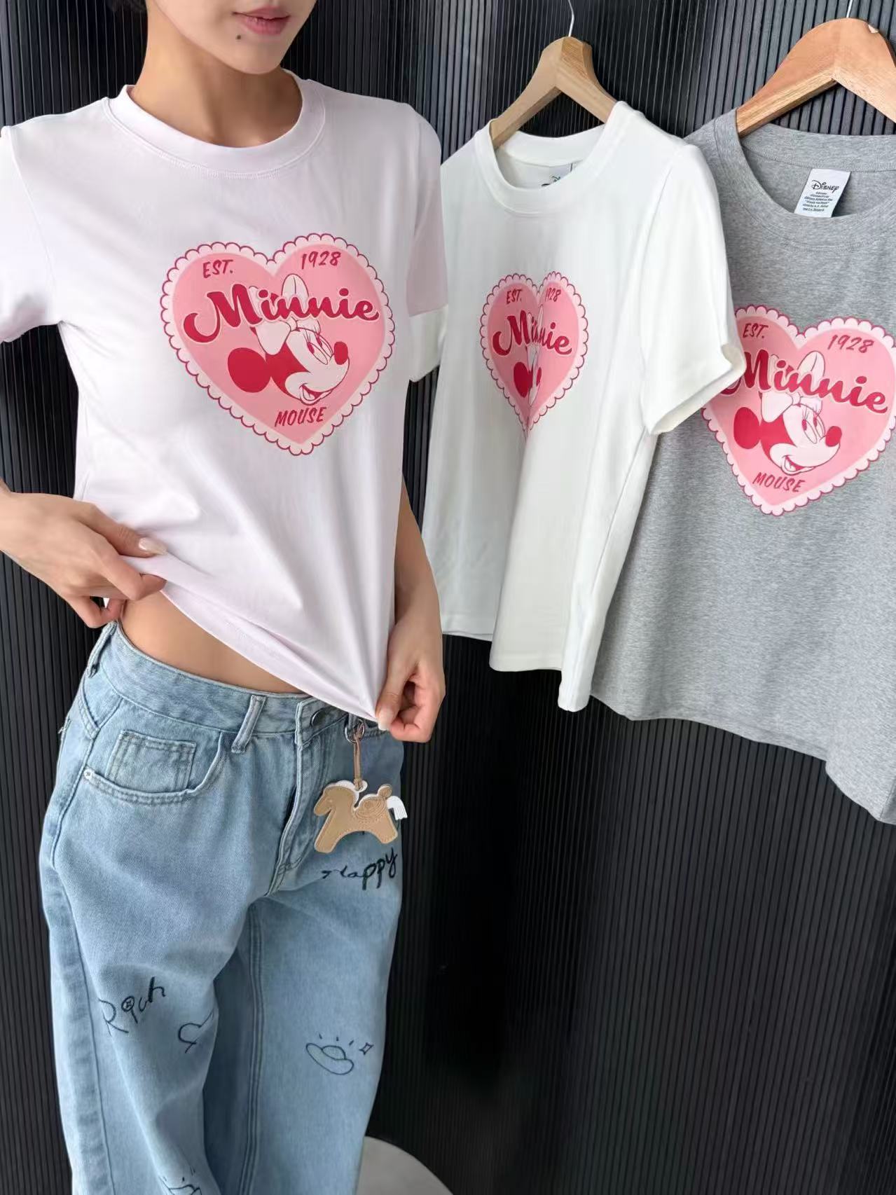🇰🇷Direct from Korea🇰🇷 Sweetheart Minnie Retro Tee