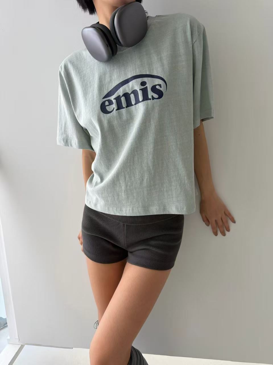 韓國直送New Minimalist Emis Tee