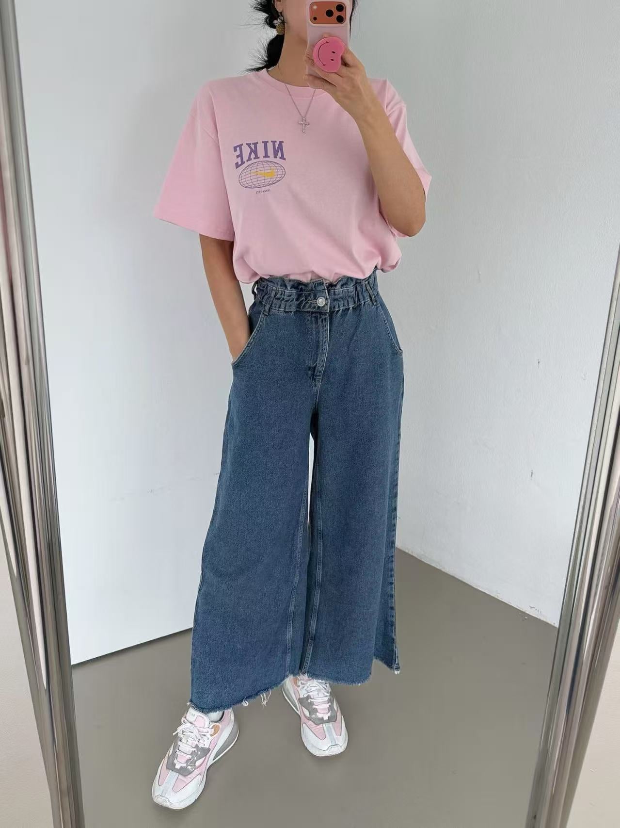 韓國直送Vintage Varsity Orbit Tee