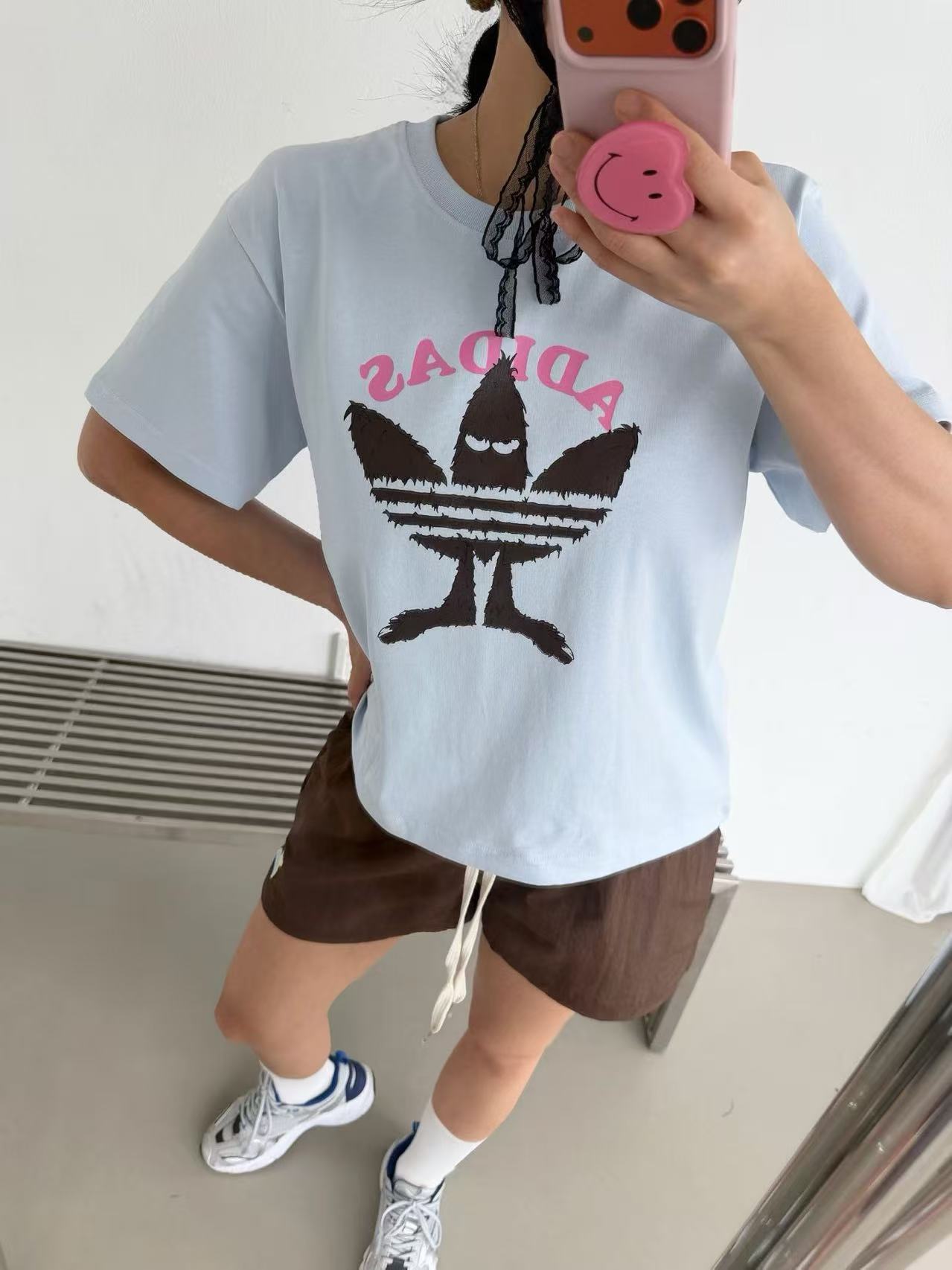 韓國直送Mischief Trefoil Tee